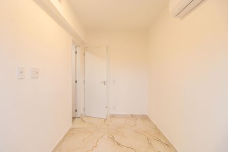 Apartamento à venda com 120m², 3 quartos e 2 vagas Apartamento à venda com 120m², 3 quartos e 2 vagasSuíte 1