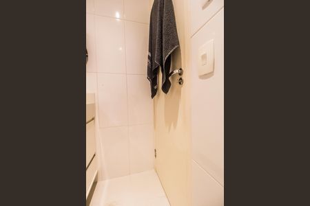 Banheiro da Suíte de apartamento à venda com 1 quarto, 59m² em Alphaville Empresarial, Barueri