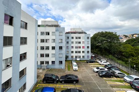 Apartamento à venda com 48m², 3 quartos e 1 vaga Apartamento à venda com 48m², 3 quartos e 1 vagaVista do Quarto 1