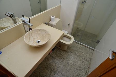 Apartamento para alugar com 127m², 4 quartos e 2 vagas