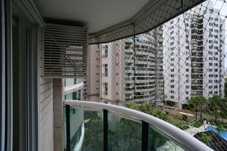 Apartamento para alugar com 127m², 4 quartos e 2 vagas