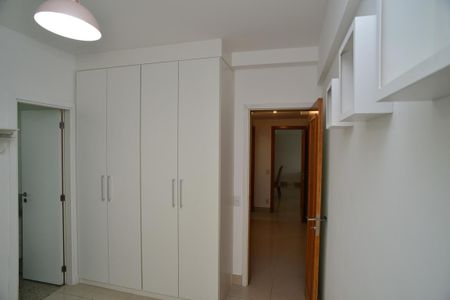 Apartamento para alugar com 127m², 4 quartos e 2 vagas