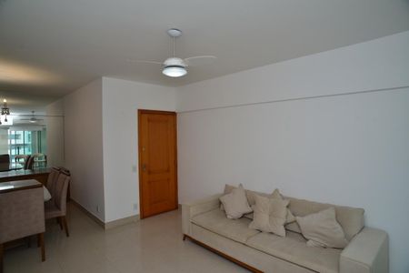 Apartamento para alugar com 127m², 4 quartos e 2 vagas