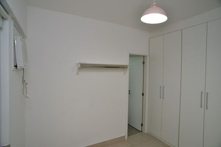 Apartamento para alugar com 127m², 4 quartos e 2 vagas