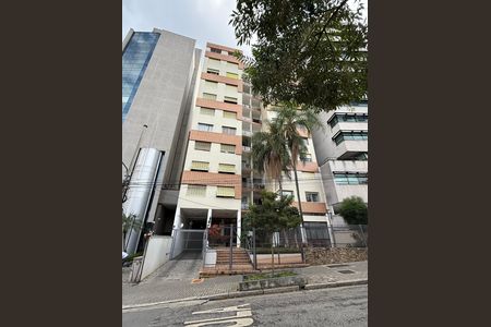 Apartamento para alugar com 95m², 2 quartos e 1 vaga