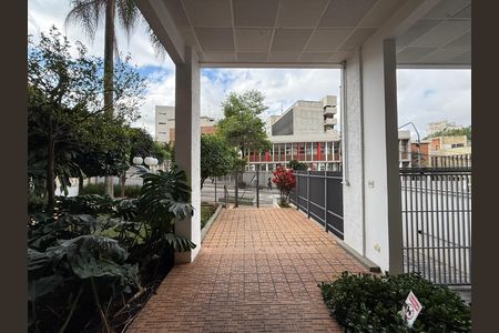 Apartamento para alugar com 95m², 2 quartos e 1 vaga