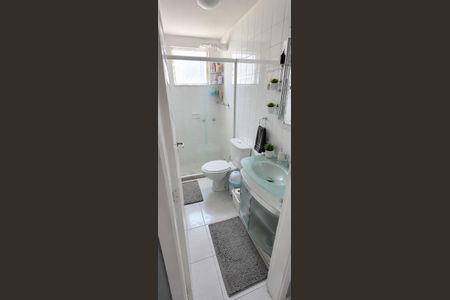 Banheiro  de apartamento à venda com 2 quartos, 58m² em Itanhangá, Rio de Janeiro
