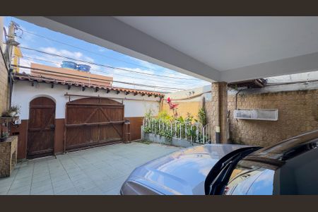 Casa para alugar com 130m², 3 quartos e 4 vagas Casa para alugar com 130m², 3 quartos e 4 vagasGaragem