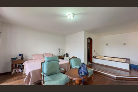 Casa para alugar com 130m², 3 quartos e 4 vagas Casa para alugar com 130m², 3 quartos e 4 vagasQuarto Suíte