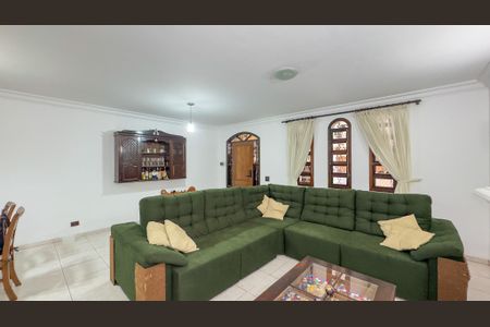 Casa para alugar com 130m², 3 quartos e 4 vagas Casa para alugar com 130m², 3 quartos e 4 vagasSala