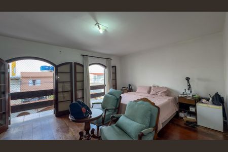 Casa para alugar com 130m², 3 quartos e 4 vagas Casa para alugar com 130m², 3 quartos e 4 vagasQuarto Suíte