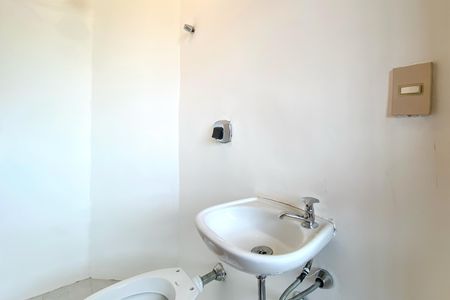Apartamento à venda com 305m², 4 quartos e 2 vagas Apartamento à venda com 305m², 4 quartos e 2 vagasBanheiro