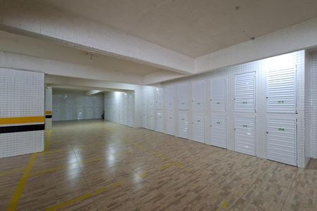 Apartamento para alugar com 84m², 2 quartos e 2 vagas Apartamento para alugar com 84m², 2 quartos e 2 vagasArmários