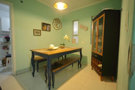 Casa para alugar com 225m², 3 quartos e 2 vagasSala de jantar 