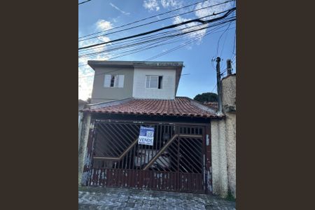 Casa para alugar com 225m², 3 quartos e 2 vagas Casa para alugar com 225m², 3 quartos e 2 vagasFachada