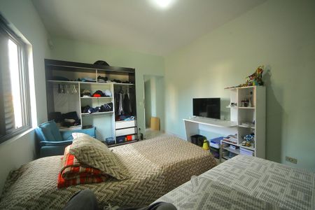 Casa para alugar com 225m², 3 quartos e 2 vagasSuíte 