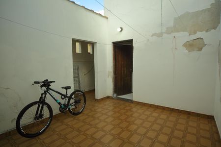 Casa para alugar com 225m², 3 quartos e 2 vagasQuintal 