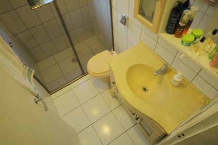 Casa para alugar com 225m², 3 quartos e 2 vagasBanheiro Social 
