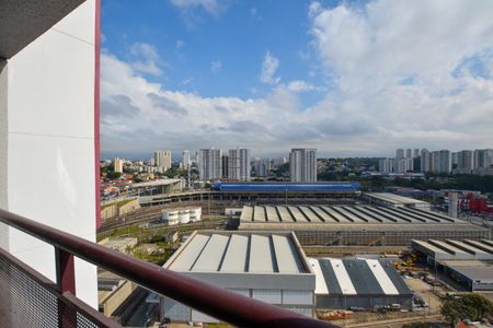 Apartamento para alugar com 35m², 2 quartos e 1 vaga Apartamento para alugar com 35m², 2 quartos e 1 vagaVARANDA