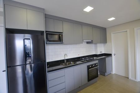 Apartamento para alugar com 35m², 2 quartos e 1 vaga Apartamento para alugar com 35m², 2 quartos e 1 vagaCOZINHA