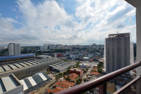 Apartamento para alugar com 35m², 2 quartos e 1 vaga Apartamento para alugar com 35m², 2 quartos e 1 vagaVARANDA