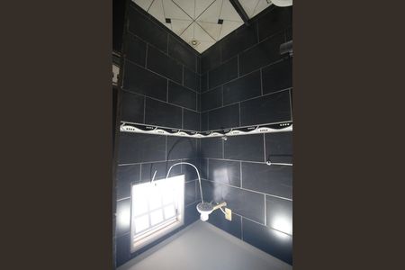 Casa para alugar com 80m², 2 quartos e sem vagaBanheiro