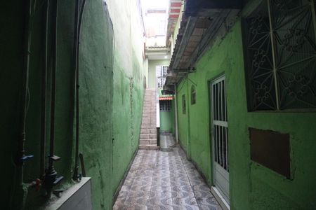 Casa para alugar com 80m², 2 quartos e sem vagaCorredor de acesso