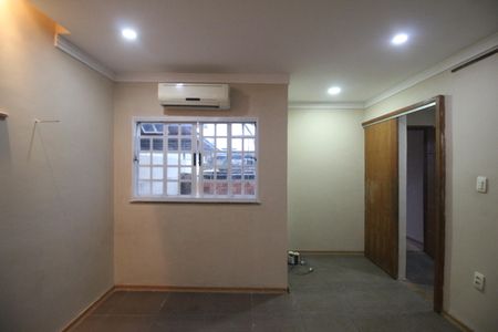 Casa para alugar com 80m², 2 quartos e sem vagaSuíte