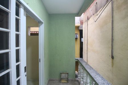 Casa para alugar com 80m², 2 quartos e sem vagaVaranda