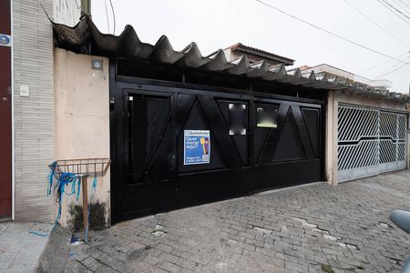 Casa para alugar com 65m², 1 quarto e 1 vaga Casa para alugar com 65m², 1 quarto e 1 vagaFachada / Placa