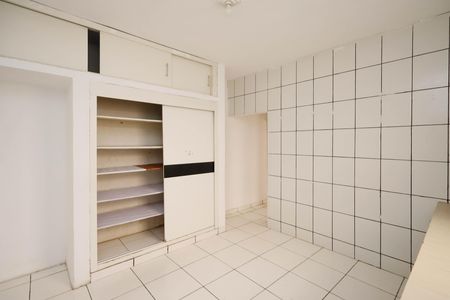 Cozinha de casa para alugar com 1 quarto, 65m² em Jardim Guanca, São Paulo