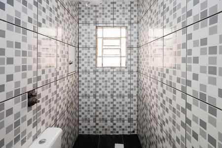 Casa para alugar com 65m², 1 quarto e 1 vaga Casa para alugar com 65m², 1 quarto e 1 vagaBanheiro