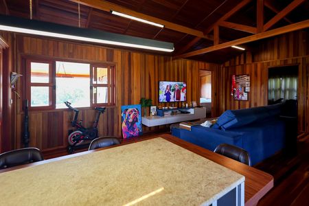 Casa para alugar com 1000m², 3 quartos e 6 vagas Casa para alugar com 1000m², 3 quartos e 6 vagasSala
