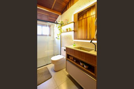 Casa para alugar com 1000m², 3 quartos e 6 vagas Casa para alugar com 1000m², 3 quartos e 6 vagasBanheiro