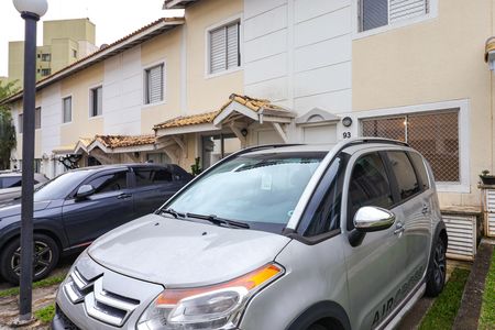 Casa de condomínio para alugar com 79m², 2 quartos e 1 vaga
