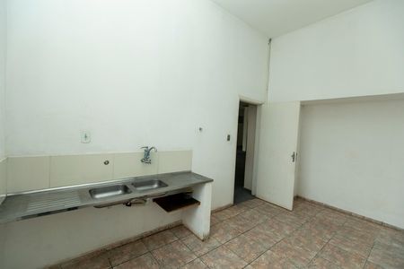 Casa para alugar com 350m², 4 quartos e 8 vagas