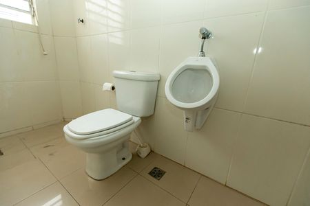 Casa para alugar com 350m², 4 quartos e 8 vagas