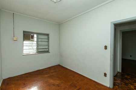 Casa para alugar com 350m², 4 quartos e 8 vagas