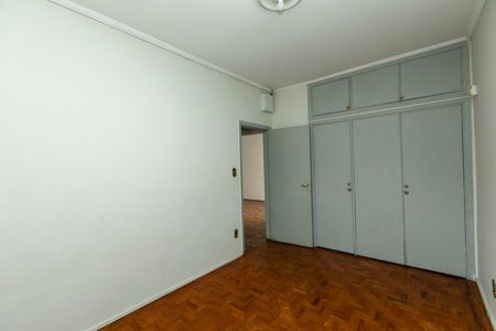Casa para alugar com 350m², 4 quartos e 8 vagas