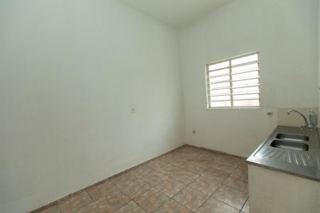 Casa para alugar com 350m², 4 quartos e 8 vagas