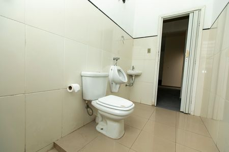 Casa para alugar com 350m², 4 quartos e 8 vagas