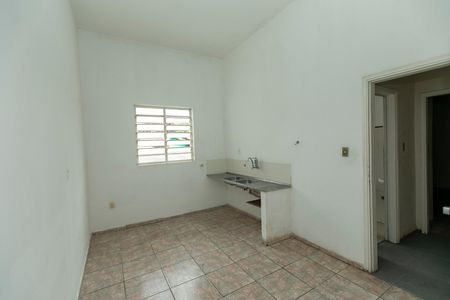 Casa para alugar com 350m², 4 quartos e 8 vagas