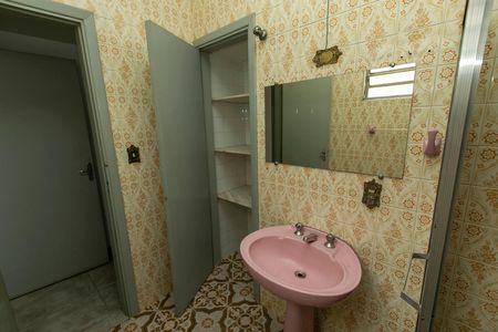 Casa para alugar com 350m², 4 quartos e 8 vagas