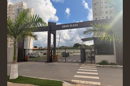 Apartamento para alugar com 50m², 2 quartos e 1 vaga Apartamento para alugar com 50m², 2 quartos e 1 vagaFachada