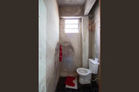 Casa para alugar com 80m², 2 quartos e 1 vaga Casa para alugar com 80m², 2 quartos e 1 vagaBanheiro da Suíte