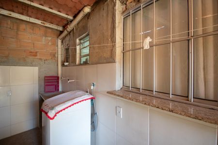 Casa para alugar com 80m², 2 quartos e 1 vaga Casa para alugar com 80m², 2 quartos e 1 vagaÁrea de Serviço