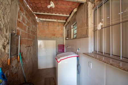 Casa para alugar com 80m², 2 quartos e 1 vaga Casa para alugar com 80m², 2 quartos e 1 vagaÁrea de Serviço