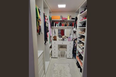 Studio à venda com 145m², 3 quartos e 1 vaga Studio à venda com 145m², 3 quartos e 1 vagaCloset