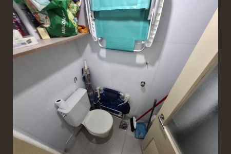 Apartamento à venda com 100m², 3 quartos e 1 vaga Apartamento à venda com 100m², 3 quartos e 1 vagaBanheiro
