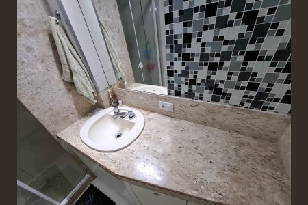 Apartamento à venda com 100m², 3 quartos e 1 vaga Apartamento à venda com 100m², 3 quartos e 1 vagaBanheiro
